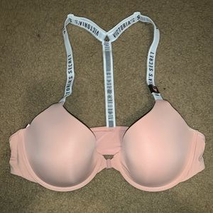36B Victoria’s Secret Lightly Lined Demi Bra